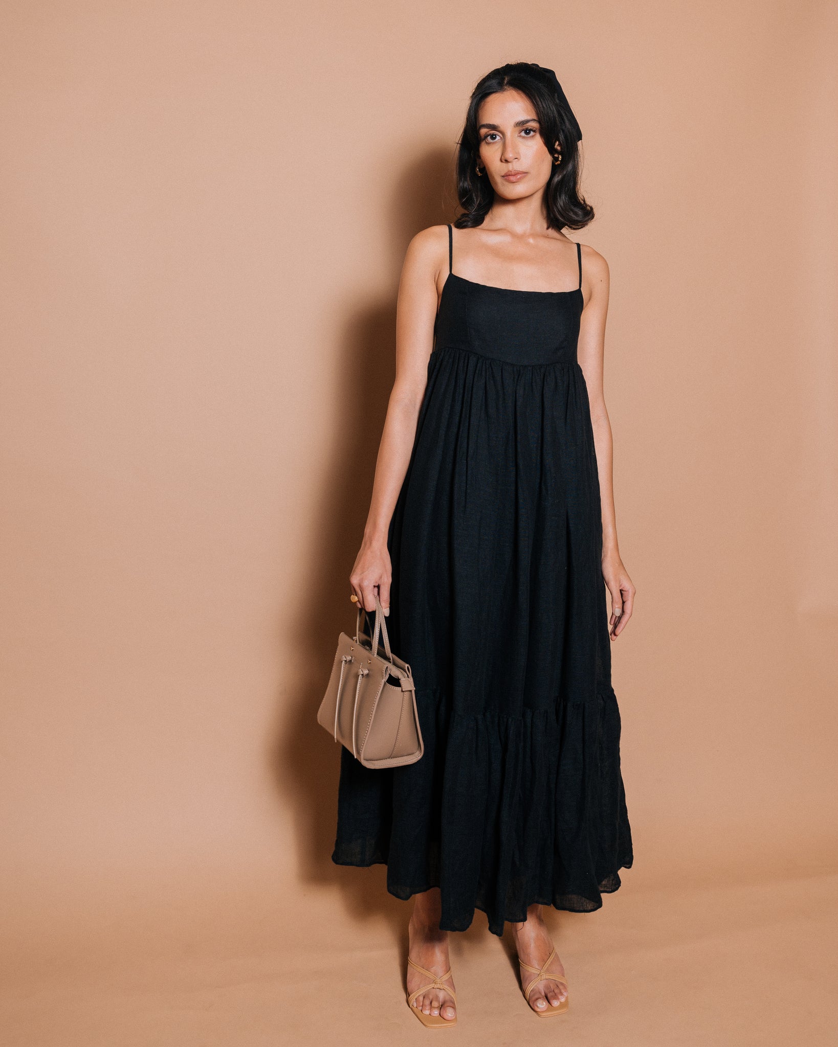 Jolene - Black Linen Maxi Ojasme Jolene - Black Linen Maxi Ojasme
