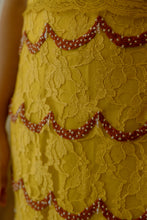 Flavia - Lace cropped top and embroidered skirt set