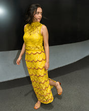 Flavia - Lace cropped top and embroidered skirt set