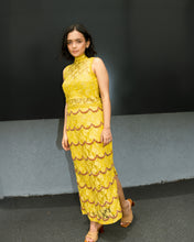 Flavia - Lace cropped top and embroidered skirt set