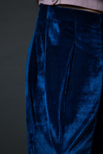 Eva - High waist pleated velvet cullotes